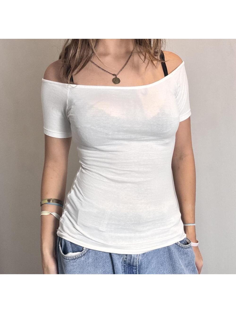 H&M white off the shoulder fitted top elevated basic #minimalist #sleaze #y2k
